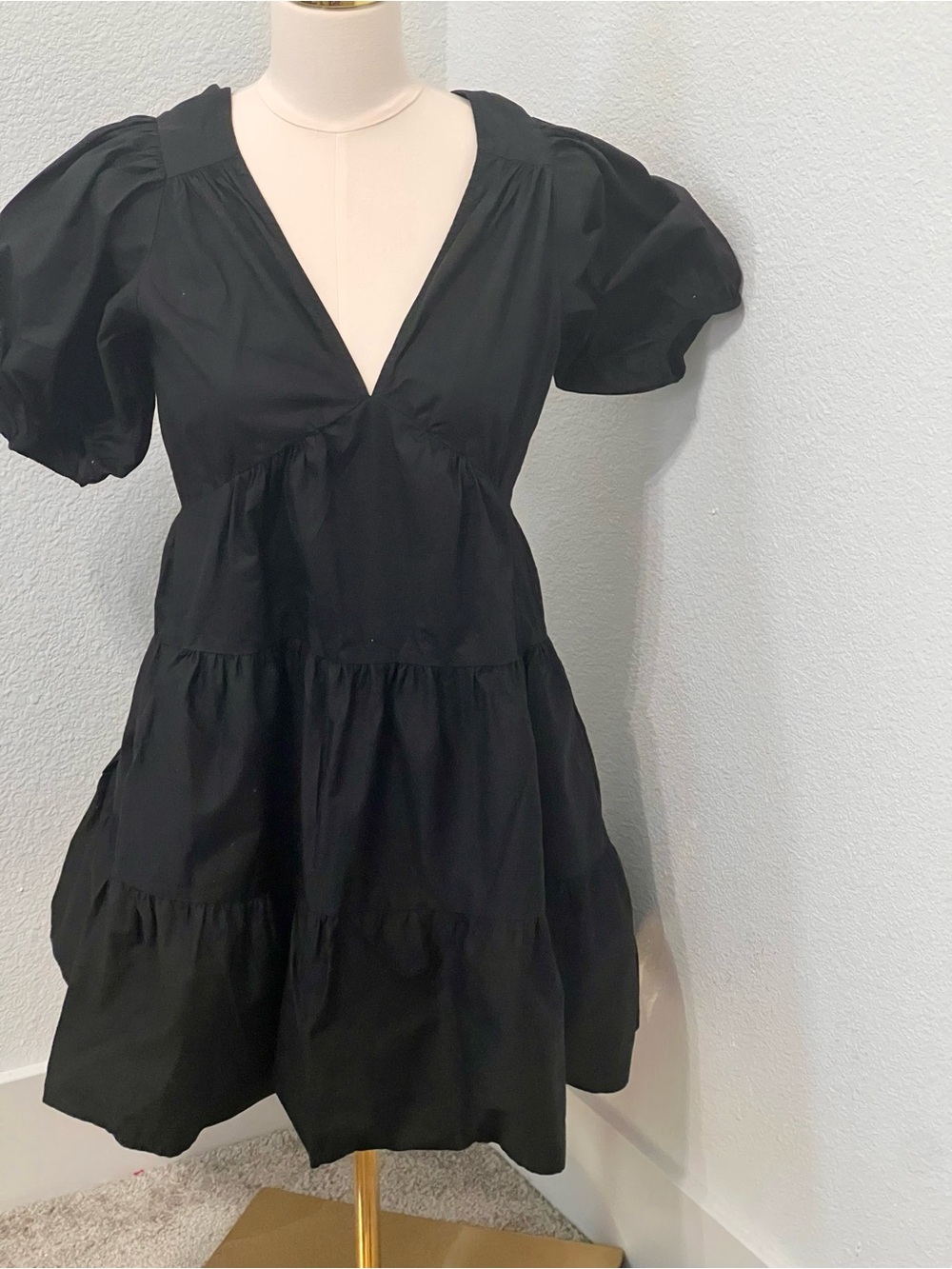 Xirena Black Puff Sleeve Mini Dress Open Back Tiered XS - Picture 2 of 10